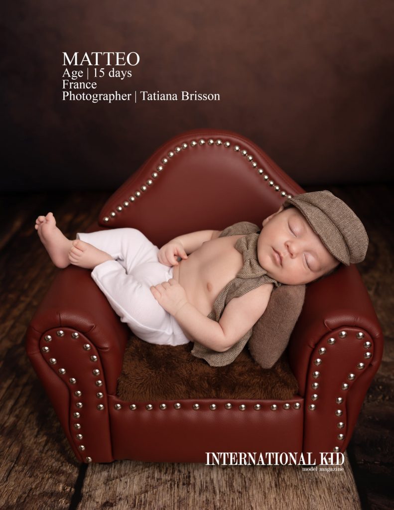 Mattéo, séance nouveau-né à Rennes,Vitré, Etrelles par Tatiana Brisson.jpg