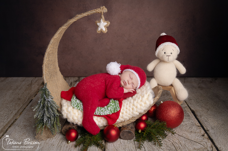 Galerie photo de nouveau-né/Tatiana Brisson photographe à St André d'Huiriat, Mâcon