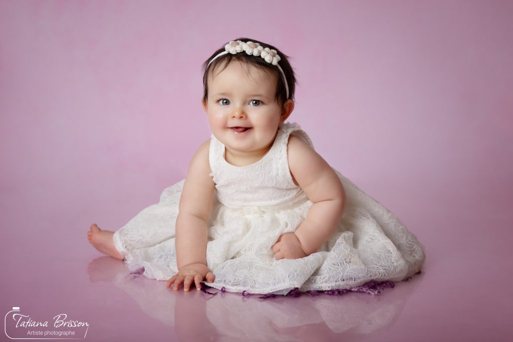 Séance photo de bébé en studio à Mâcon et partout ailleurs/Tatiana Brisson/Photographe