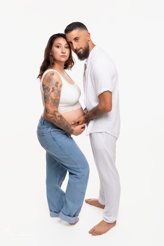 Photo de couple, femme enceinte, séance photo à Mâcon